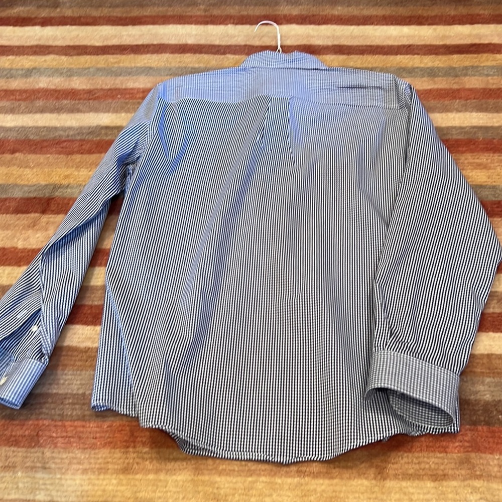 Chaps L button down - Picture 3 of 3